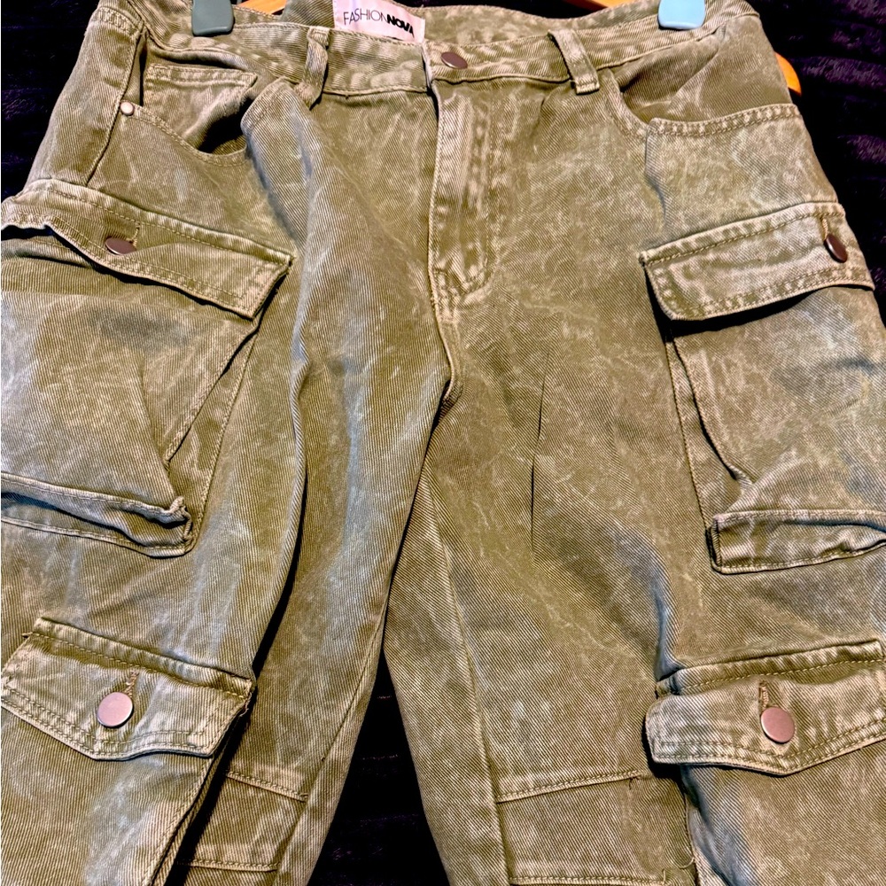 These are women's Fashion Nova cargo pants in apple green.